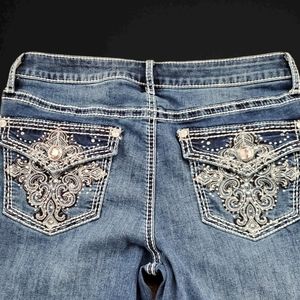 Apt 9 capris cropped embellished jeans size 8